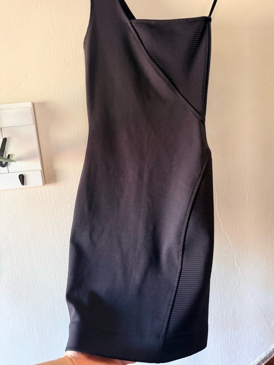 French Connection Black One-Shoulder Bodycon Dress - Picture 3 of 8